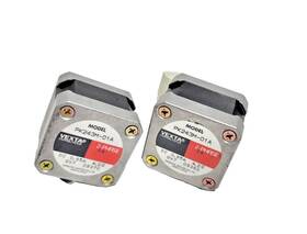 Pk243m-01a Vexta Lot Of 2 Oriental Motor Stepping Phase Dc 0.95a