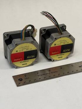 Pk564-na Vexta Used Lot Of 2 Oriental 5 Phase 0.72 Step Stepping Motor