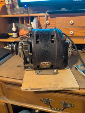 S7655 Vintage Packard Electric Motor