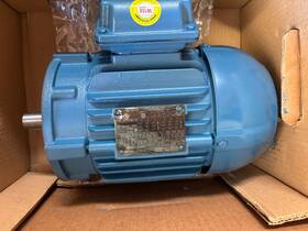 00118et3er143tc-w22 Weg 1 Hp 4p 143tc 3ph 230/460 380 V 60 50 Hz Ic411 Tefc Footless W22 Motor