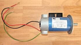 4amps Ya Cheng Electrical Engineering Md-03 Direct Current Permanent Magnet Motor 3900 Rpm 1/2 Hp 90v
