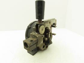Pmed-12-hq61 Yaskawa Electric Dc Wire Feed Motor 130rpm 18.3vdc 5.5a No Rollers