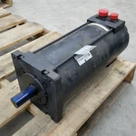 Allen Bradley 1326AB-C2E-11-A7-C5 Servo Motor, 3000RPM, 33.2AMP Used. Fixed Price $789.68.