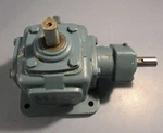 Morse Gearbox Reducer 3/4" Shaft Dia 1.1 Ratio 4M-1U 1750RPM. Fixed Price $199.99.