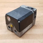Siemens SQM50.460R1G3 Damper Motor, 34S/90 /60HZ, 100-110VAC, 20VA, 15NM Used. Fixed Price $213.74.