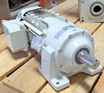 New Sumitomo Hp Gear Motor CNHM2 230/460 Volt 1730 Rpm 29:1 Ratio. Fixed Price $648.00.