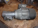 Rexroth 3842503582 Industrial .10KW Motor W/ 3842503061 Gear Head. Fixed Price $190.00.
