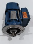 Sew-eurodrive RF87R57DRS71M4BE1HR Gearmotor 0.75HP 3PH 1690RPM Ratio 400:1 230/4. Fixed Price $364.00.