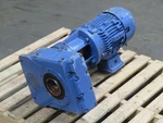 Sumitomo PA166516 EHYJMS3-B6120Y-Y1-21 Gear 2.2 Kw Siemens Motor T262617. Fixed Price $599.99.