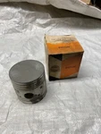 New Old Stock Oem Wisconsin Engine Motor Piston Db 223 Original Box. Fixed Price $15.95.