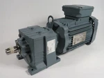 Sew-eurodrive Ac Gearmotor 8.63:1 26NM 1.5HP 3485/404RPM Shelf Wear Used. Fixed Price $458.99.