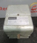 Honeywell M934A1219 Industrial Control System Modutrol Motor 120V 50/60HZ 27W. Fixed Price $250.00.