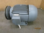 Aeg Am 112 MZ4 Electric Motor 4KW 5.36HP 220/380V 3PH 1420RPM IP54. Fixed Price $158.00.