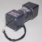 Spg S9I90GBH-V12 Speed Control Motor S9KC30BH Gear Head Unit 90W 220V 90-1700RPM. Fixed Price $375.00.