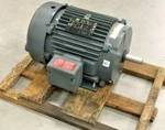 Lincoln LM20392BC Electric Motor 5HP 3PH 1765RPM 460V 215U Tefc RVHCCF4P5U64L. Fixed Price $700.00.