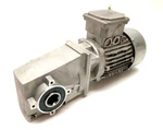Bosch Rexroth 3842542193 Lenze MDEMAXX071-32C1U Motor .45KW GKR04-2MHGR-071C32. Fixed Price $278.99.