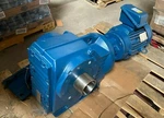 Sew Eurodrive KT97/T AM213/215 Y754SDSR44A Hollow Shaft 1750-25 Rpm 7.5HP Motor. Fixed Price $2499.99.