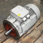Siemens 1LA2186-4AA61 Industrial Ac Motor 22-25.3KW 400/690V. Fixed Price $1350.00.