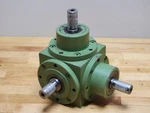 Vogel Gear Box Speed Reducer 323989-001, Typ L1, 2:1 Ratio. Fixed Price $229.00.