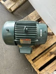 Reliance Electric P21G3832A Ac Motor Xe 7.5 Hp 3PH 1760 Rpm 213TC P21G3832-3. Fixed Price $800.00.