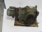 Sew-eurodrive 5HP 1680RPM 330/575V 3PH C/w Gear Reducer 86.52:1 Ratio Used. Fixed Price $121.19.