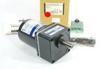 New Oriental Motor VHR315A2-GV VHR315A2-30U Reversible Ac GV3G30 30:1. Fixed Price $299.99.